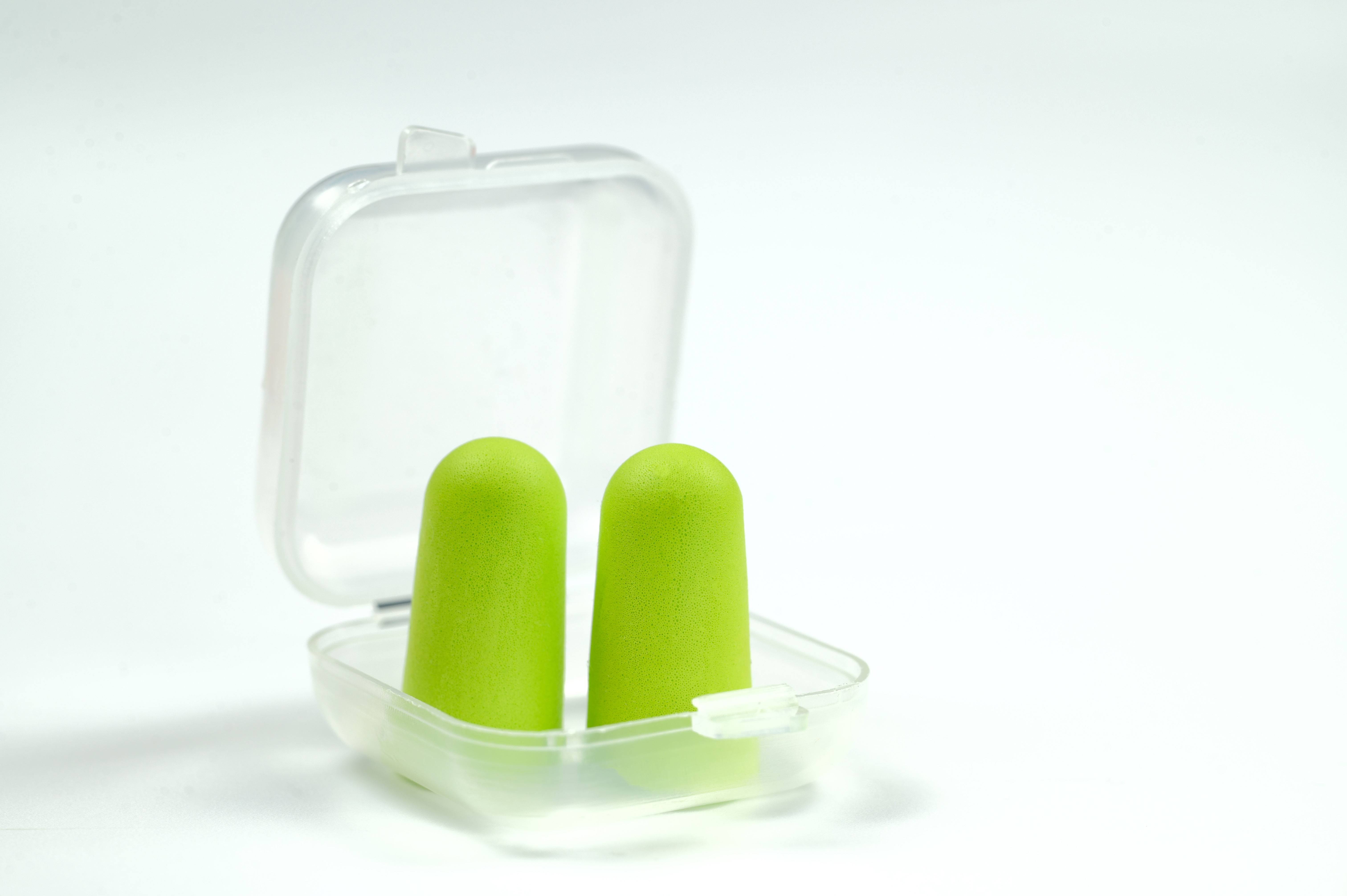 Tidak Hanya Menghalangi Suara, Ternyata Fungsi Earplug Bervariatif!