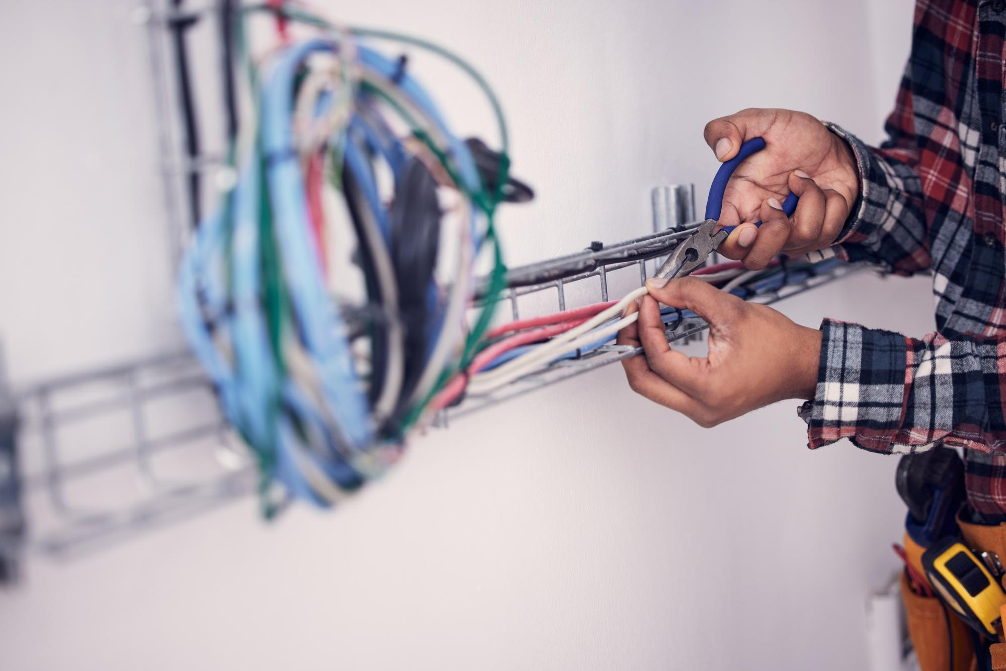 Waspadai Penyebab Cable Gland Rusak yang Sering Terjadi!