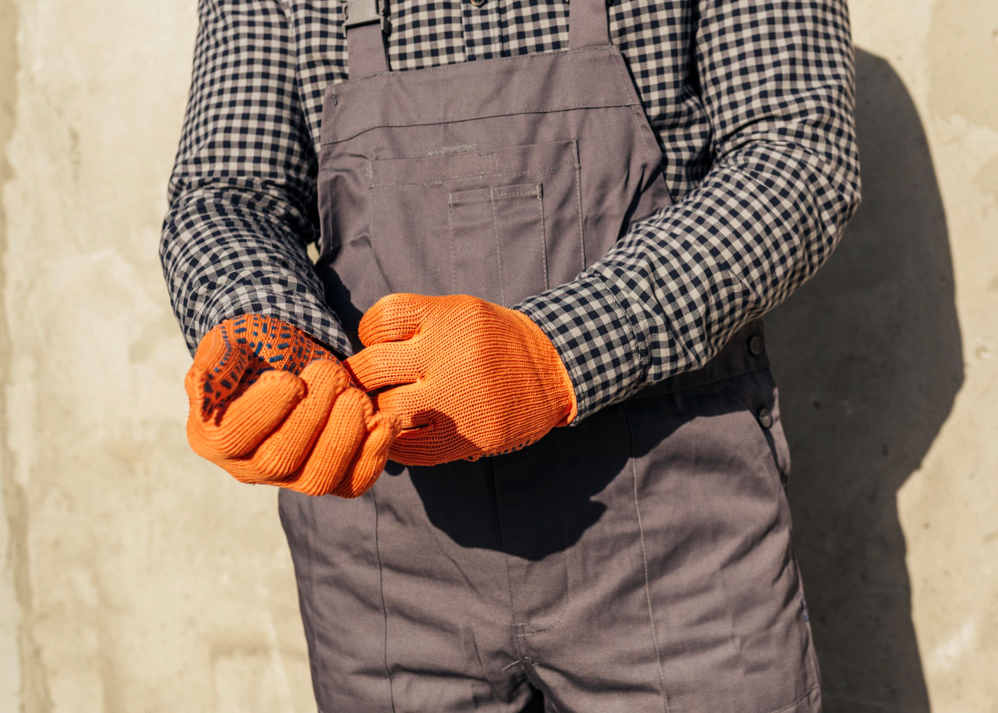 Apa Fungsi Safety Gloves Selama Bekerja? 6 Fakta yang Harus Diketahui!